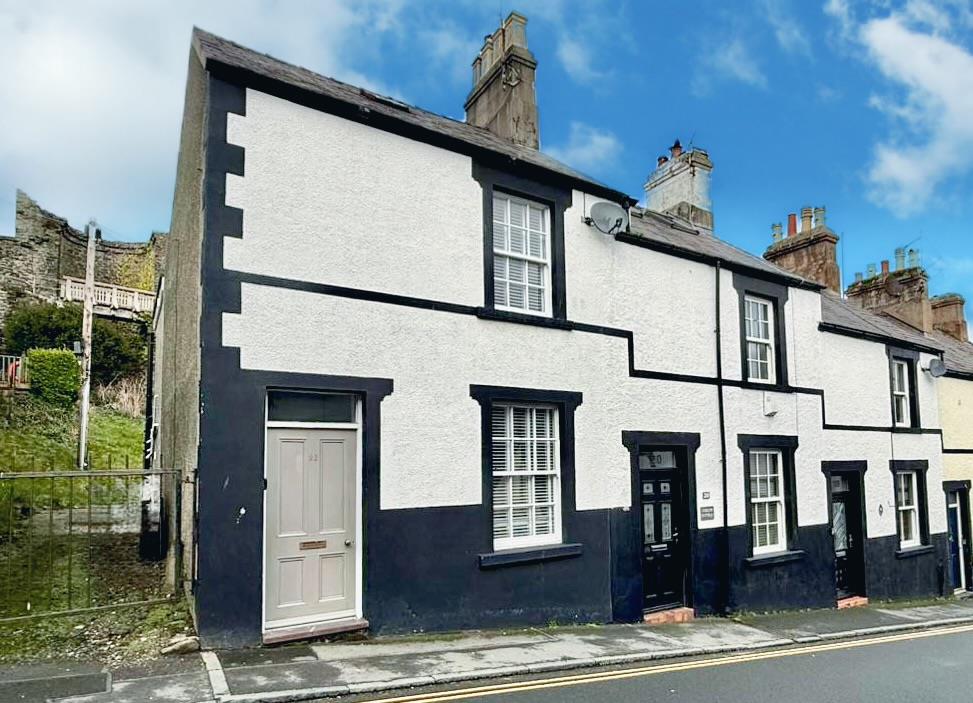 Uppergate Street, Conwy